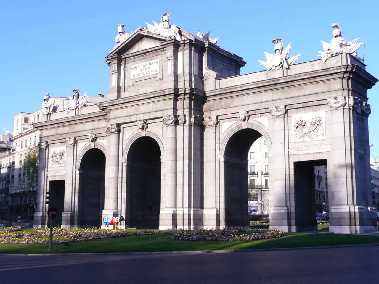 Exploring Rome: A Comprehensive Handbook for Italy's Capital City