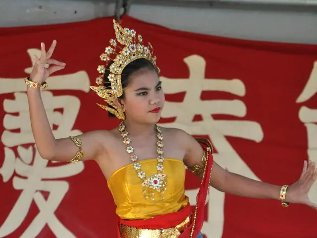 Lively Mood, Upbeat Atmosphere, and Liberation Defines Yosakoi Dance!