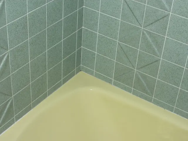 "Deciding Between Partial and Complete Tiling for Your Bathroom? Discover the Benefits and...