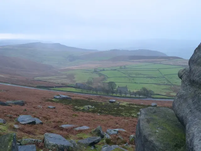 World's Top-Notch Hiking Paths Revealed