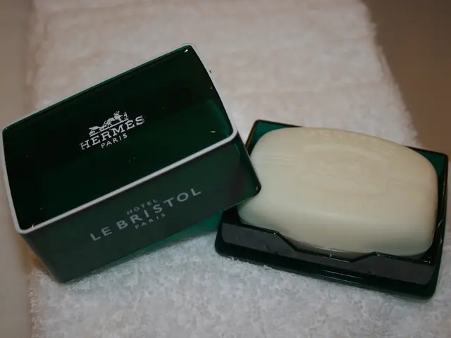 Top-tier facial cleansers for managing persistent acne breakouts (cystic acne)