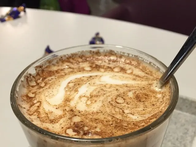 Thyroid medication and milk should not be consumed together