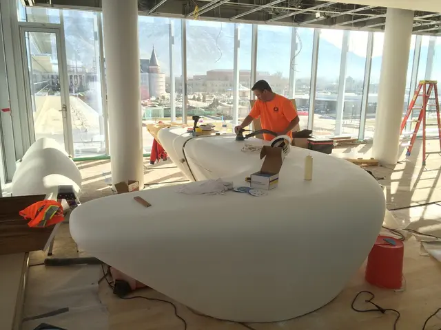 Seek a Seasoned Full-Time Executive Assistant for Demanding Proprietors