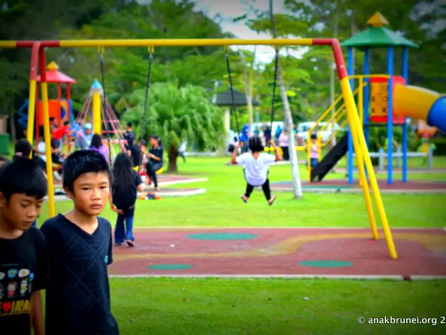 Transforming Community Parks into Engaging Platforms for Social Education and Organic Development