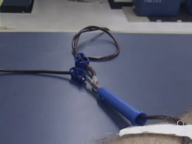 Handheld freezers for chemotherapy treatment: Effectiveness and instructions for use