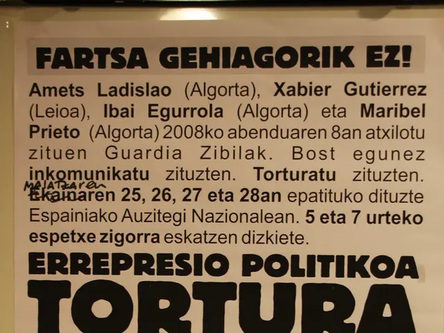 In the picture we can see a magazine on it we can see some information in the language Spanish.